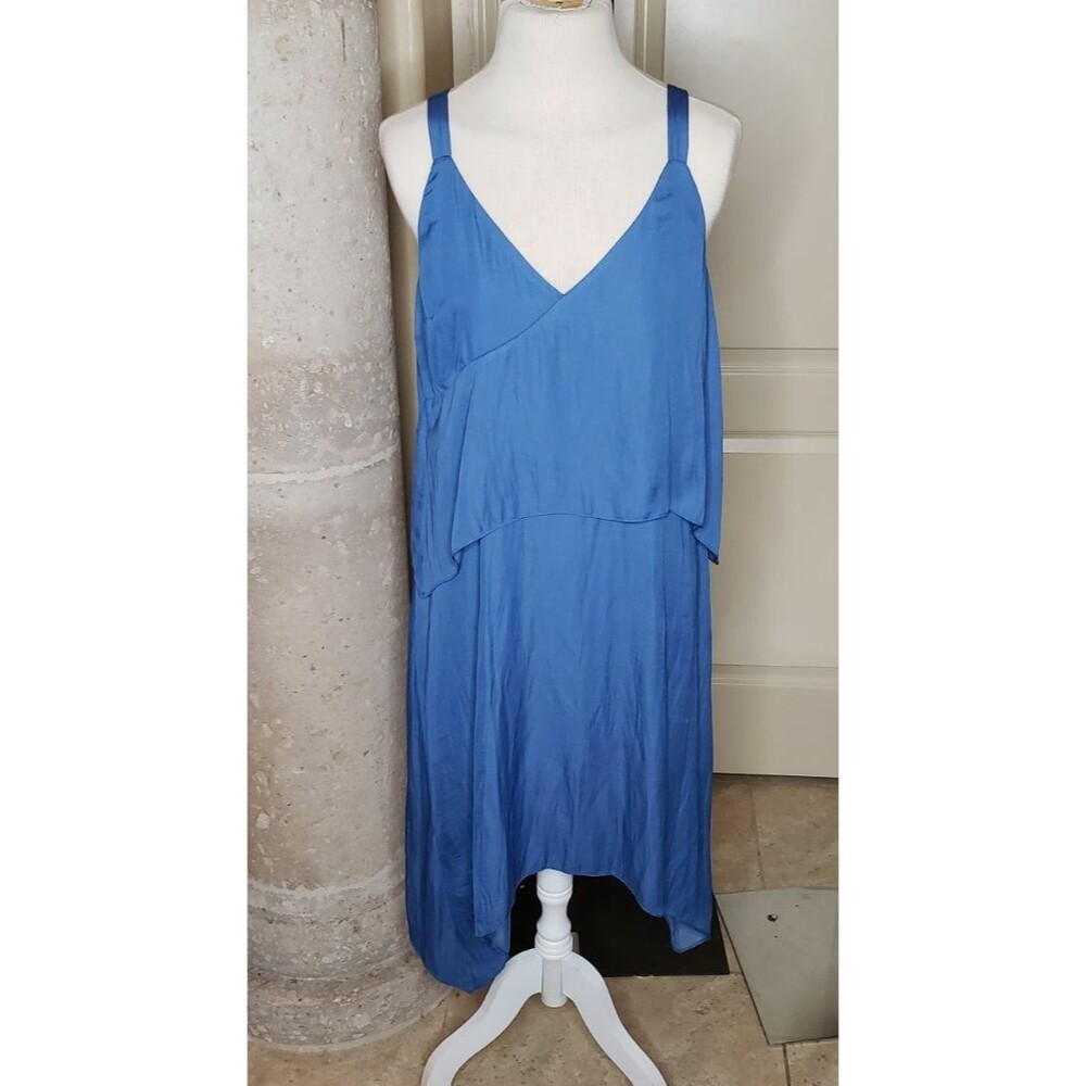 Halston dress, size small, new with tags